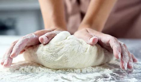 Zašto je strogo zabranjeno jesti sirovo tijesto